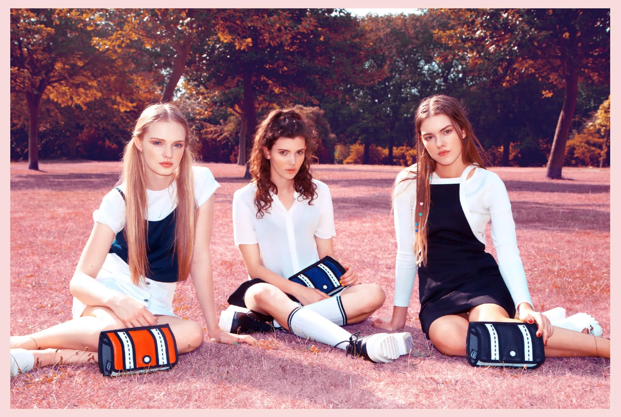 JumpFromPaper TEEN SPIRIT Collection 8 JumpFromPaper Cartoon Bag TEEN SPIRIT Collection